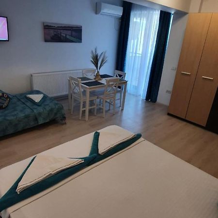 Garsoniera Bya Mamaia Nord-Нэводари Экстерьер фото